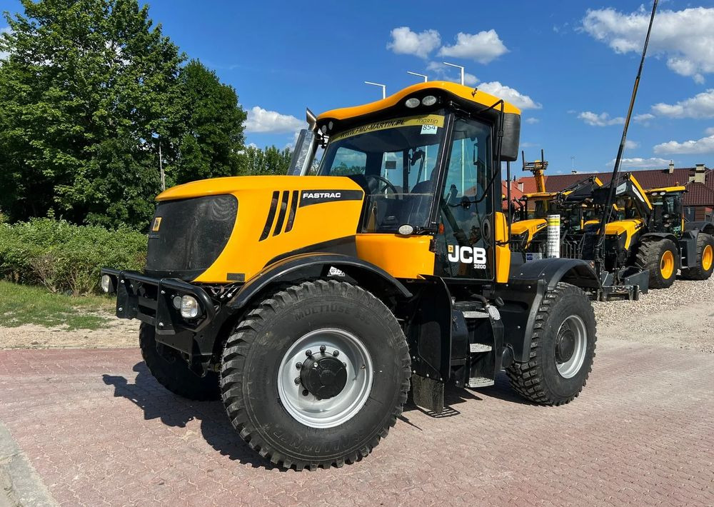 JCB 3200 XTRA - Farm tractor: picture 1 JCB 3200 XTRA - Farm tractor: picture 1