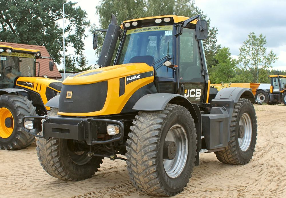 JCB Fastrac 2155 - Farm tractor: picture 1 JCB Fastrac 2155 - Farm tractor: picture 1