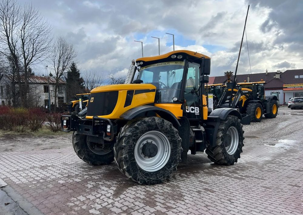 JCB Fastrac 3200 - Farm tractor: picture 1 JCB Fastrac 3200 - Farm tractor: picture 1