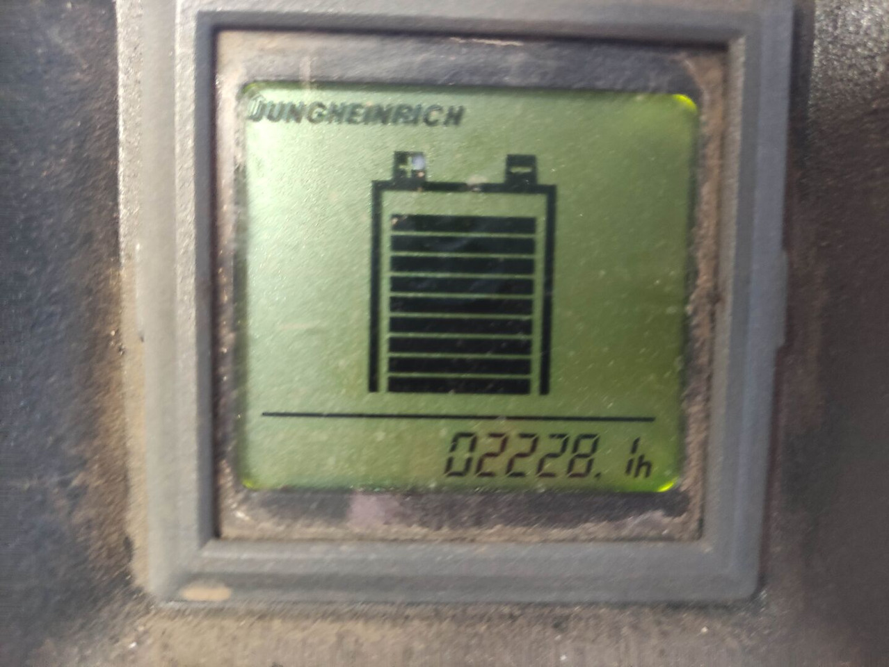 Pallet truck Jungheinrich ELE16G: picture 6