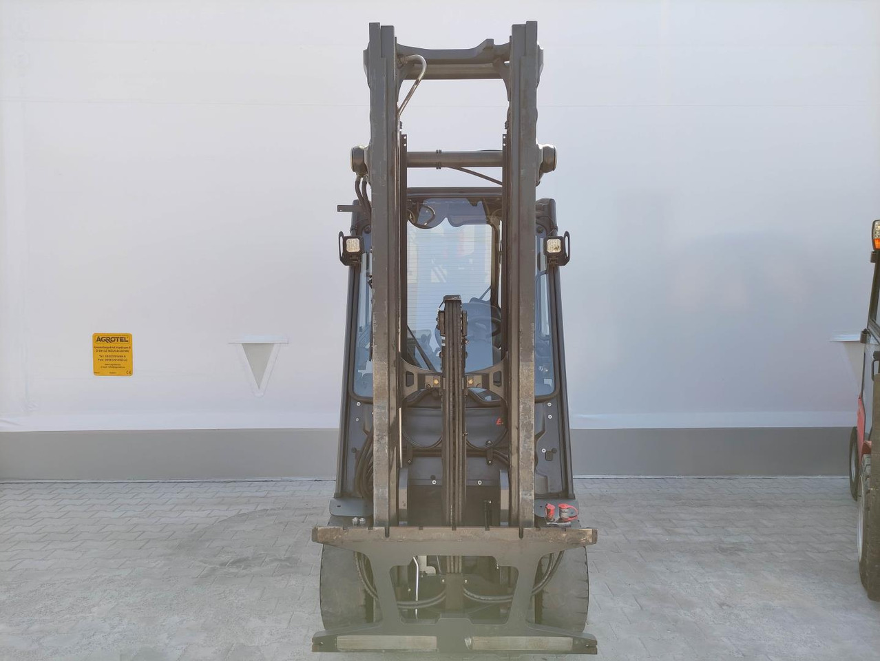 Linde E30L-01-387 - Electric forklift: picture 3 Linde E30L-01-387 - Electric forklift: picture 3