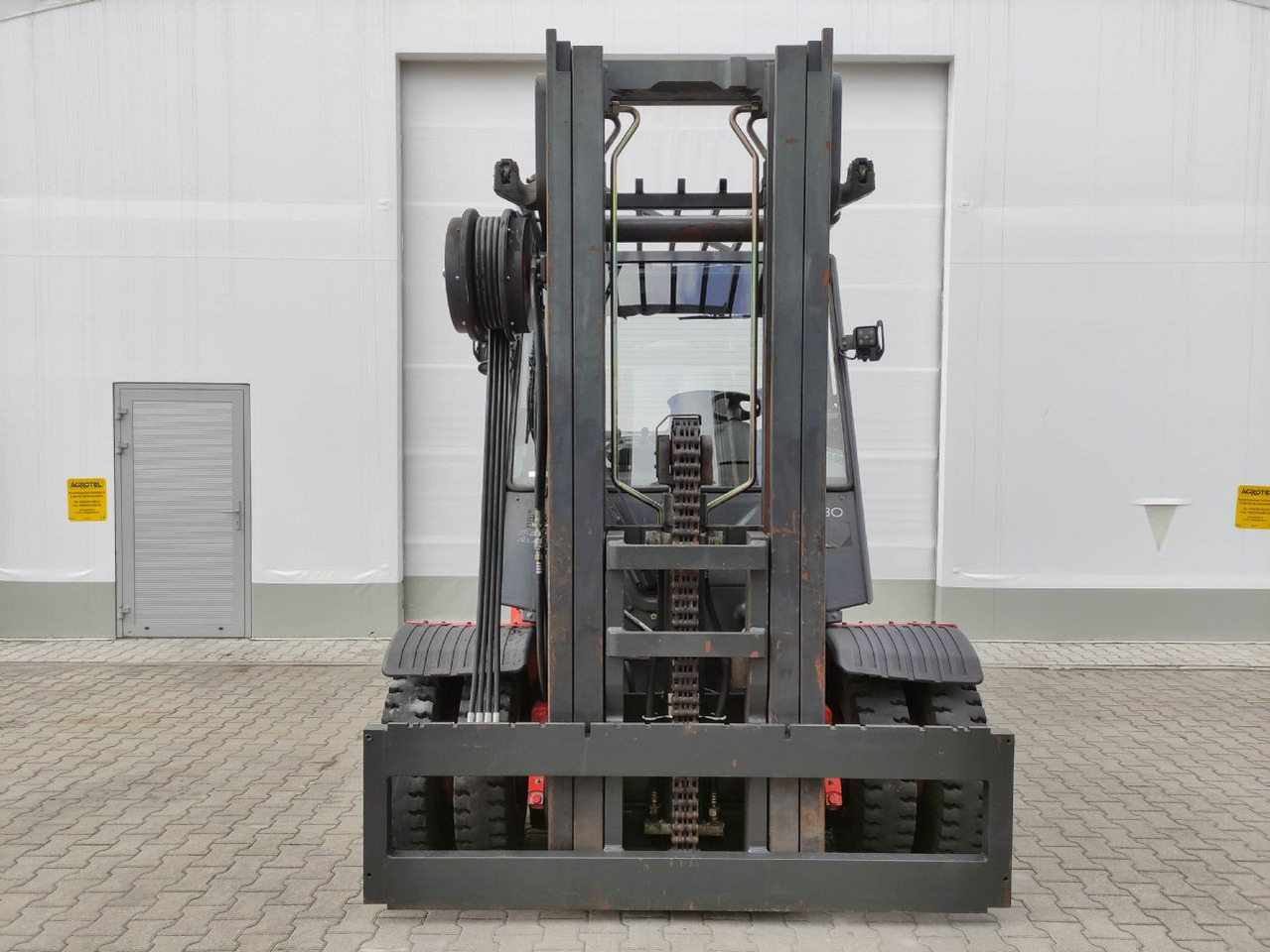 Linde H80D/900/396-02 - Diesel forklift: picture 3 Linde H80D/900/396-02 - Diesel forklift: picture 3