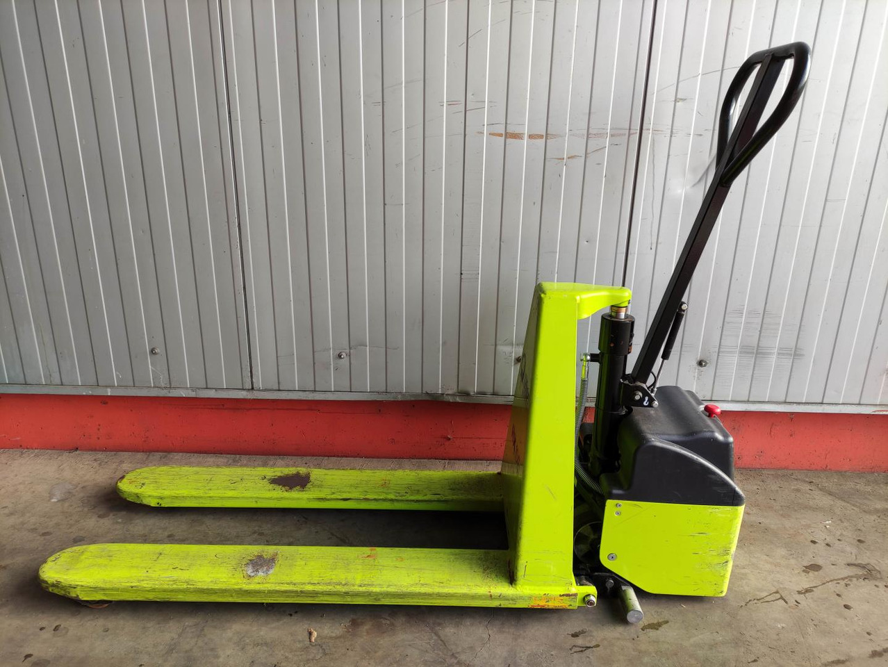 Pramac HX10E 540 - Pallet truck: picture 1 Pramac HX10E 540 - Pallet truck: picture 1