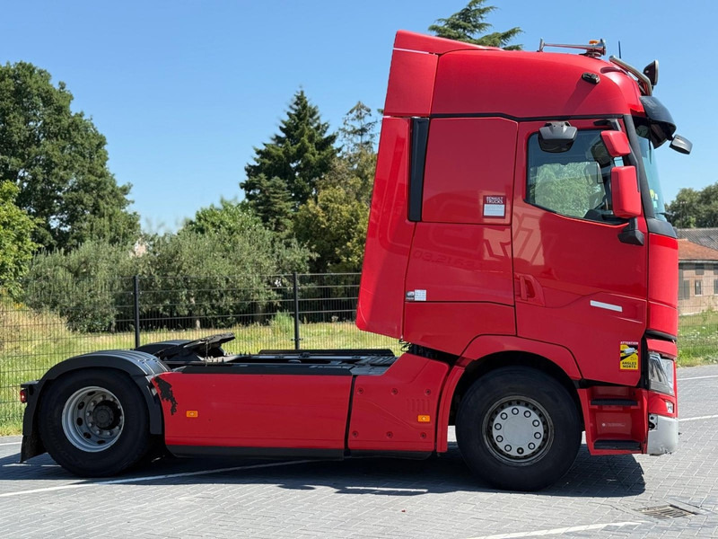 Renault T520 HIGH FULL SPOILER, STEEL/AIR, 2 TANKS, 2 BEDS, FRIGO - Tractor unit: picture 5 Renault T520 HIGH FULL SPOILER, STEEL/AIR, 2 TANKS, 2 BEDS, FRIGO - Tractor unit: picture 5