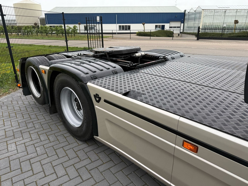 Tractor unit Scania R 580 SHOWTRUCK, VOLLUCHT, VOL SPOILER, RETARDER, SCHUIFSCHOTEL.: picture 17