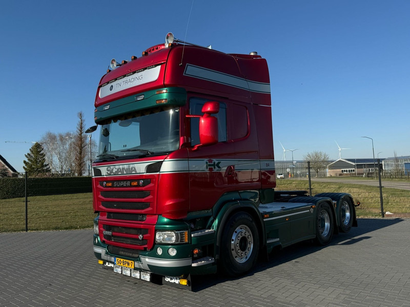 Scania R560 SHOW TRUCK, INTERIOR, FULL AIR, LIKE NEW. - Tractor unit: picture 3 Scania R560 SHOW TRUCK, INTERIOR, FULL AIR, LIKE NEW. - Tractor unit: picture 3