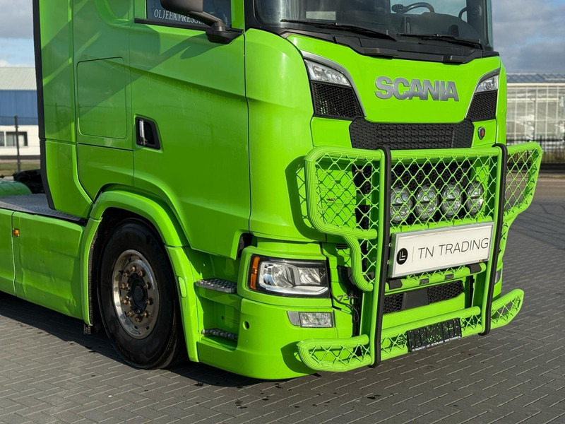 Scania S730 6X4, ADR, VOLLUCHT, RETARDER, LEDER. - Tractor unit: picture 4 Scania S730 6X4, ADR, VOLLUCHT, RETARDER, LEDER. - Tractor unit: picture 4