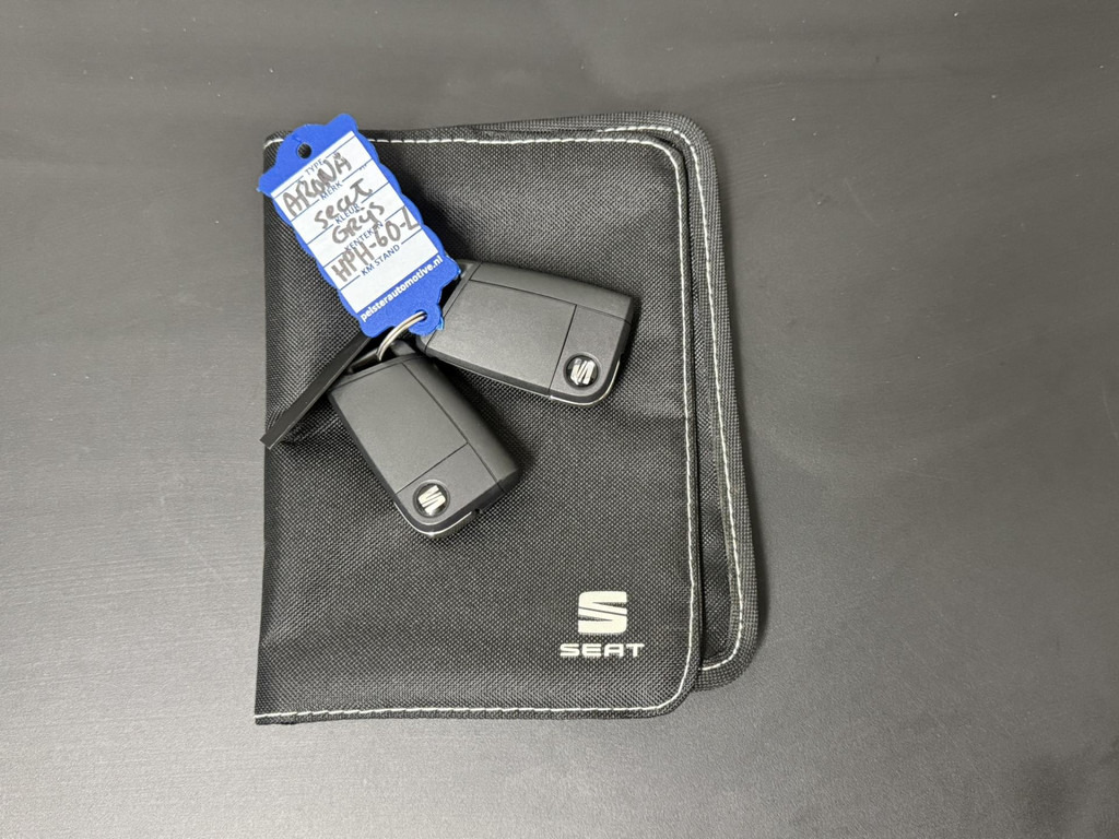 SEAT Arona-1.0 TSI FR Business Adaptive cruise Climate control Full LED Apple Carplay / Android Auto Link Parkeersensor achter - SUV: picture 3 SEAT Arona-1.0 TSI FR Business Adaptive cruise Climate control Full LED Apple Carplay / Android Auto Link Parkeersensor achter - SUV: picture 3