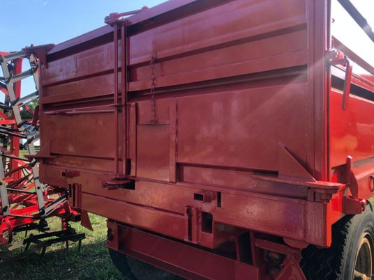 Legrand 5 à 6 000 € exo sans tva à ajouter - Farm tipping trailer/ Dumper: picture 2 Legrand 5 à 6 000 € exo sans tva à ajouter - Farm tipping trailer/ Dumper: picture 2