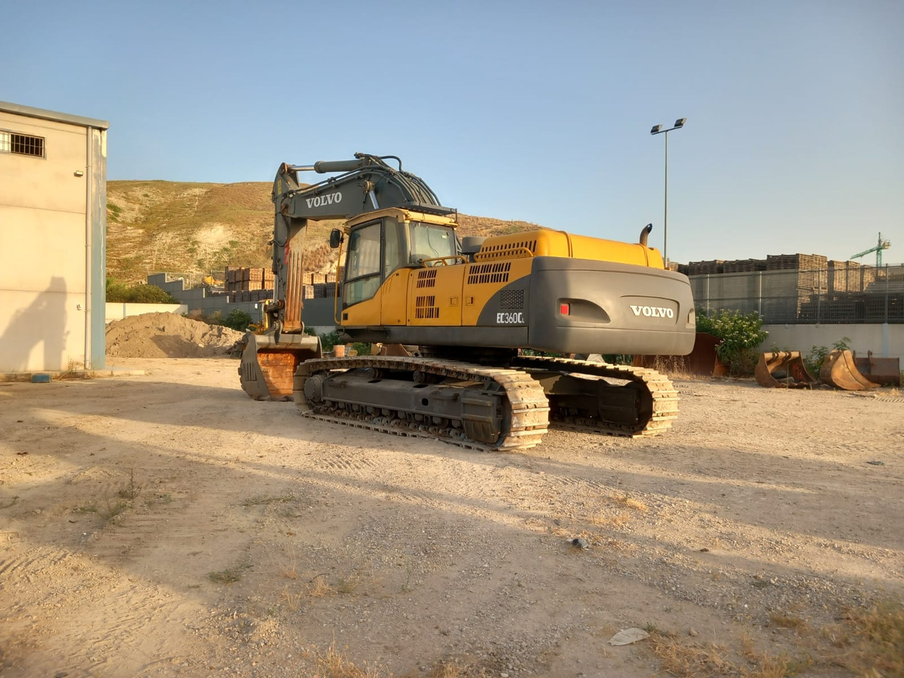 VOLVO 360LC - Crawler excavator: picture 3 VOLVO 360LC - Crawler excavator: picture 3