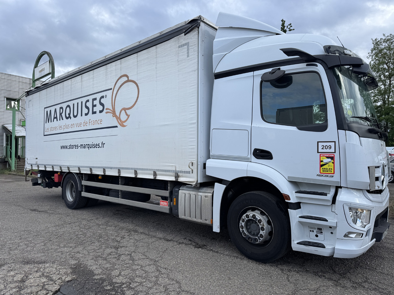 MERCEDES-BENZ Actros - Curtainsider truck: picture 1 MERCEDES-BENZ Actros - Curtainsider truck: picture 1