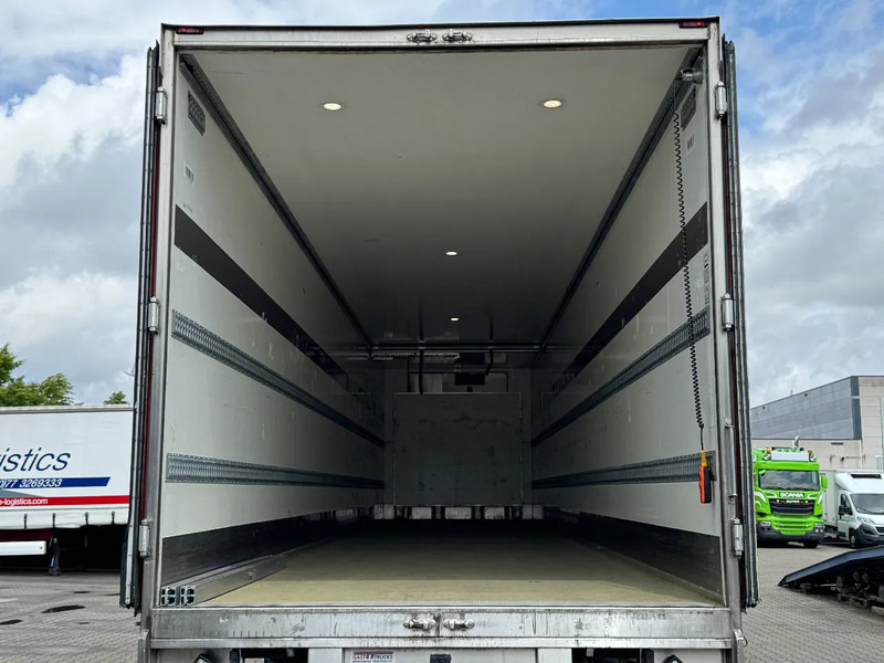 HEIWO Thermo King SLXe 300 / OV-Laadklep / Stuur-as / APK 04-2026 - Refrigerator semi-trailer: picture 4 HEIWO Thermo King SLXe 300 / OV-Laadklep / Stuur-as / APK 04-2026 - Refrigerator semi-trailer: picture 4