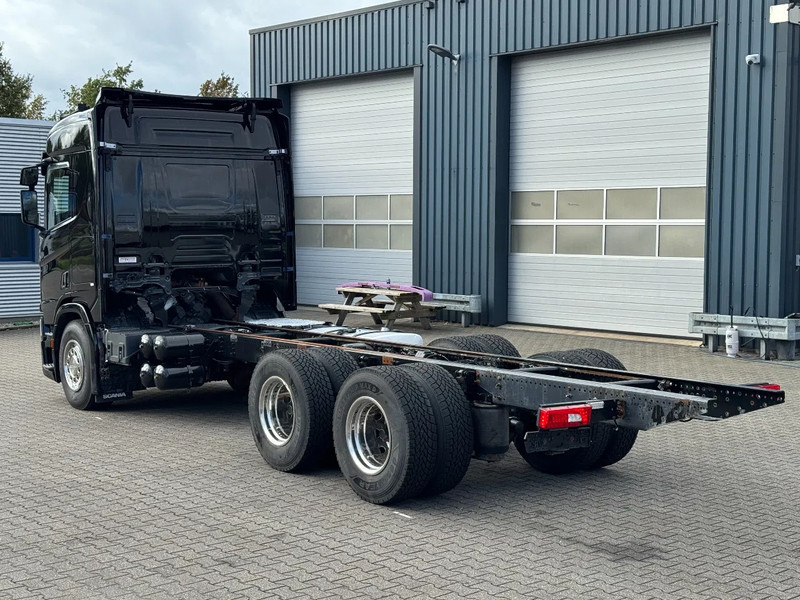 Scania R650 V8 6x4 Chassis Retarder WB 4.50 Only 465tkm! - Cab chassis truck: picture 5 Scania R650 V8 6x4 Chassis Retarder WB 4.50 Only 465tkm! - Cab chassis truck: picture 5