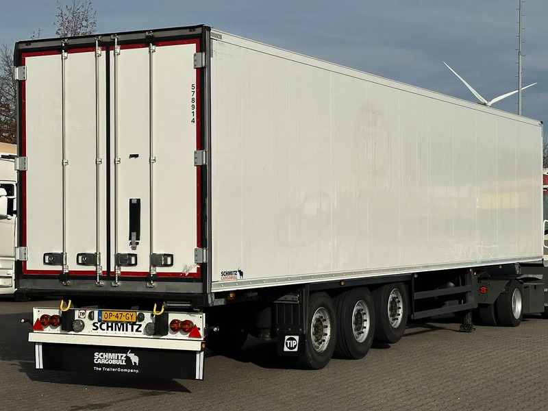 Schmitz Cargobull Carrier Vector 1550 / Disc-Brake / Lift-Axle - Refrigerator semi-trailer: picture 4 Schmitz Cargobull Carrier Vector 1550 / Disc-Brake / Lift-Axle - Refrigerator semi-trailer: picture 4
