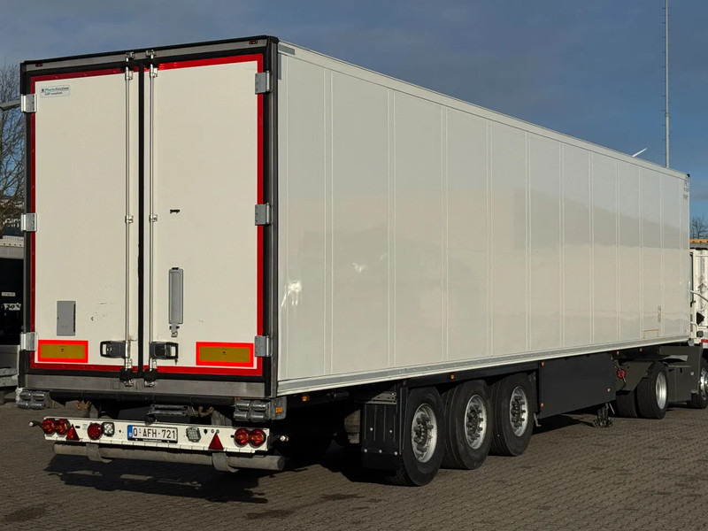 Schmitz Cargobull Thermo King SLXi 300 only 3748 hours / Disc Brakes - Refrigerator semi-trailer: picture 5 Schmitz Cargobull Thermo King SLXi 300 only 3748 hours / Disc Brakes - Refrigerator semi-trailer: picture 5