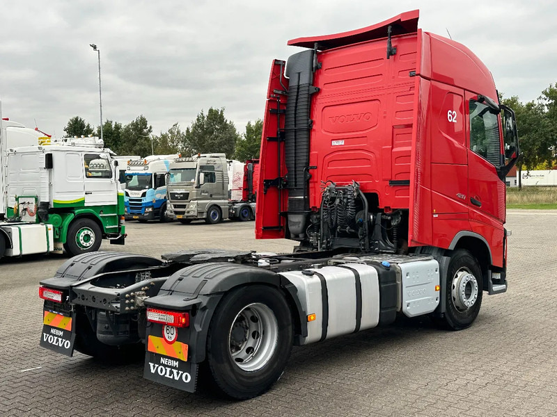 Volvo FH 420 Euro 6 / Globetrotter / 2 Tank / 589 Tkm / Smart Tacho! - Tractor unit: picture 3 Volvo FH 420 Euro 6 / Globetrotter / 2 Tank / 589 Tkm / Smart Tacho! - Tractor unit: picture 3