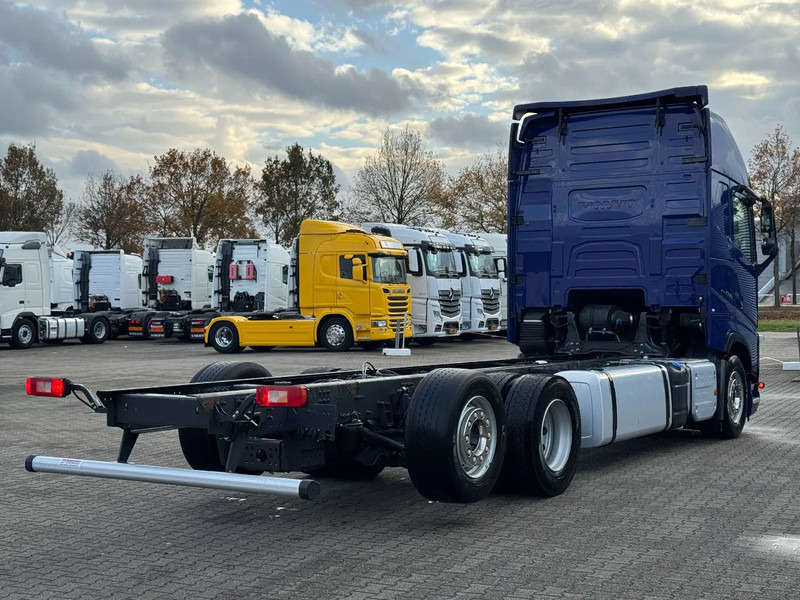 Volvo FH 460 6x2 Globetrotter XL WB 4.90mtr - Cab chassis truck: picture 3 Volvo FH 460 6x2 Globetrotter XL WB 4.90mtr - Cab chassis truck: picture 3