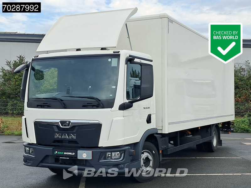MAN TGL 12.250 4X2 12tonner LOW Mileage! 1500kg Ladebordwand Automatic Euro 6 - Box truck: picture 1 MAN TGL 12.250 4X2 12tonner LOW Mileage! 1500kg Ladebordwand Automatic Euro 6 - Box truck: picture 1