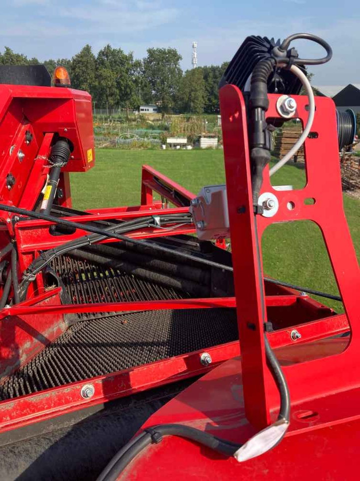 Potato harvester Grimme SE 150-60 UB: picture 12