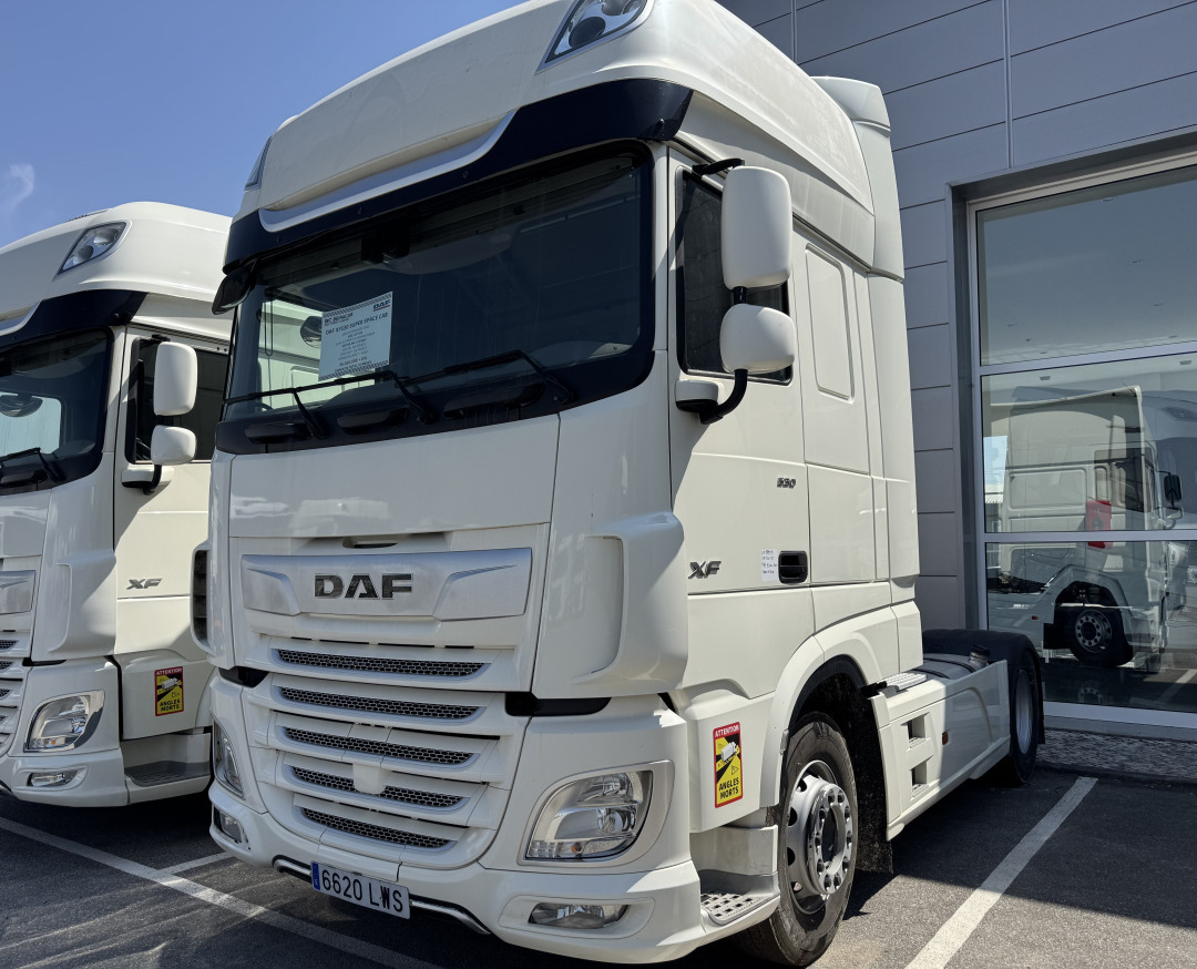 DAF XF 530 - Tractor unit: picture 1 DAF XF 530 - Tractor unit: picture 1