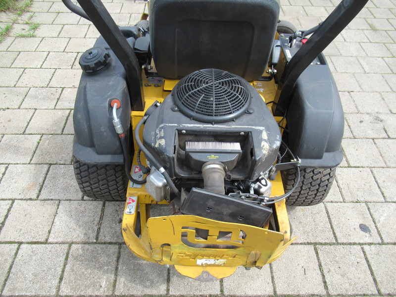 Hustler SPORT 0-Turn Maaier / Mower for parts / Defect - Garden mower: picture 4 Hustler SPORT 0-Turn Maaier / Mower for parts / Defect - Garden mower: picture 4