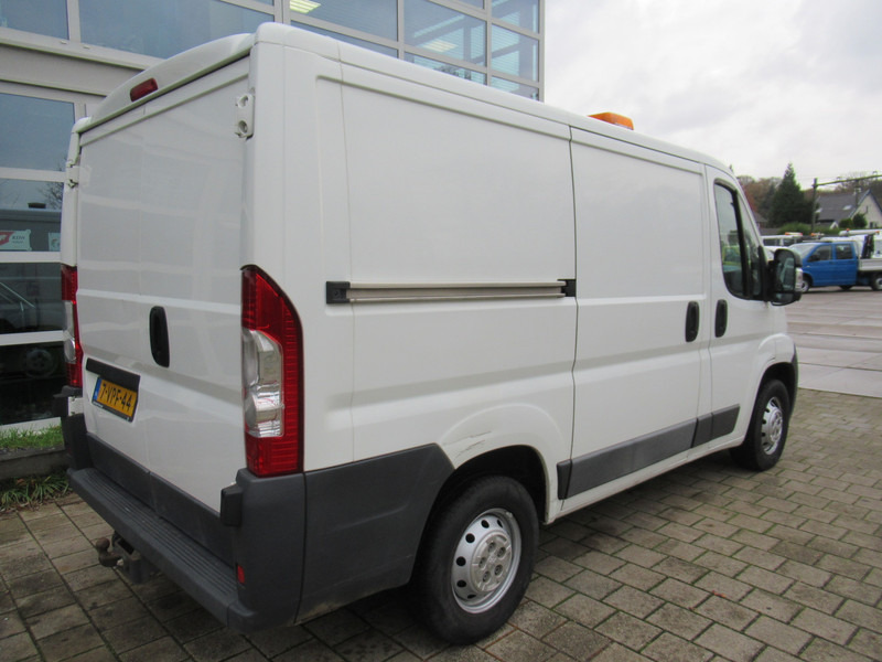 Peugeot Boxer 330 3.0 HDI 116KW L1H1 P+ - Small van: picture 3 Peugeot Boxer 330 3.0 HDI 116KW L1H1 P+ - Small van: picture 3