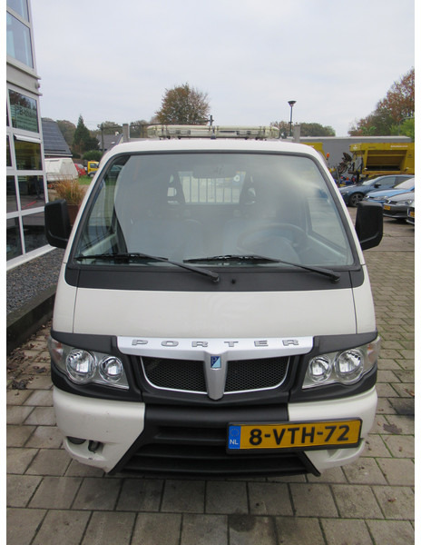 Piaggio Porter 1.3i 46KW Extra PICKUP Bi-Fuel Benzine - CNG - Flatbed van: picture 5 Piaggio Porter 1.3i 46KW Extra PICKUP Bi-Fuel Benzine - CNG - Flatbed van: picture 5