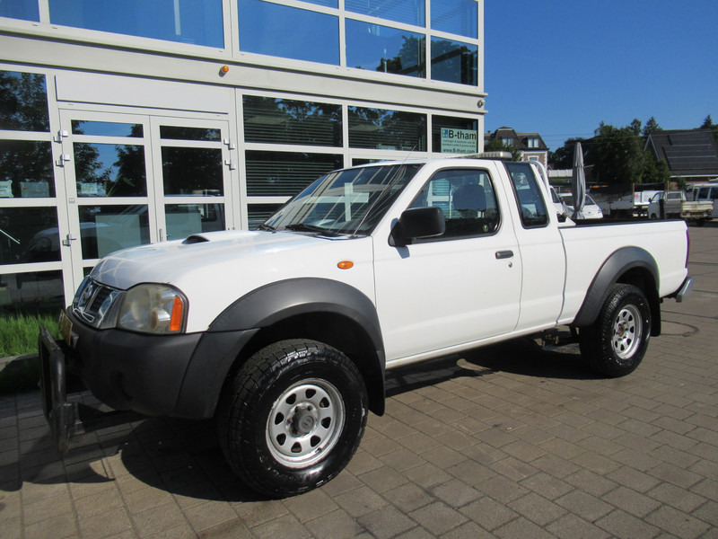 Nissan Navara 2.5 DTi King Cab 4-L.Lux. 1,5CAB PICK-UP - Van: picture 2 Nissan Navara 2.5 DTi King Cab 4-L.Lux. 1,5CAB PICK-UP - Van: picture 2