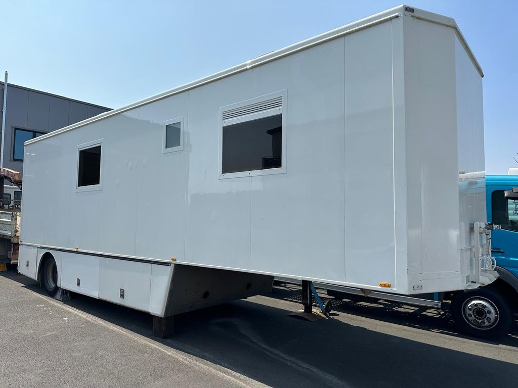 VanHool*WohntrailerProjekt*Aggregat*Wasser - Camper: picture 1 VanHool*WohntrailerProjekt*Aggregat*Wasser - Camper: picture 1