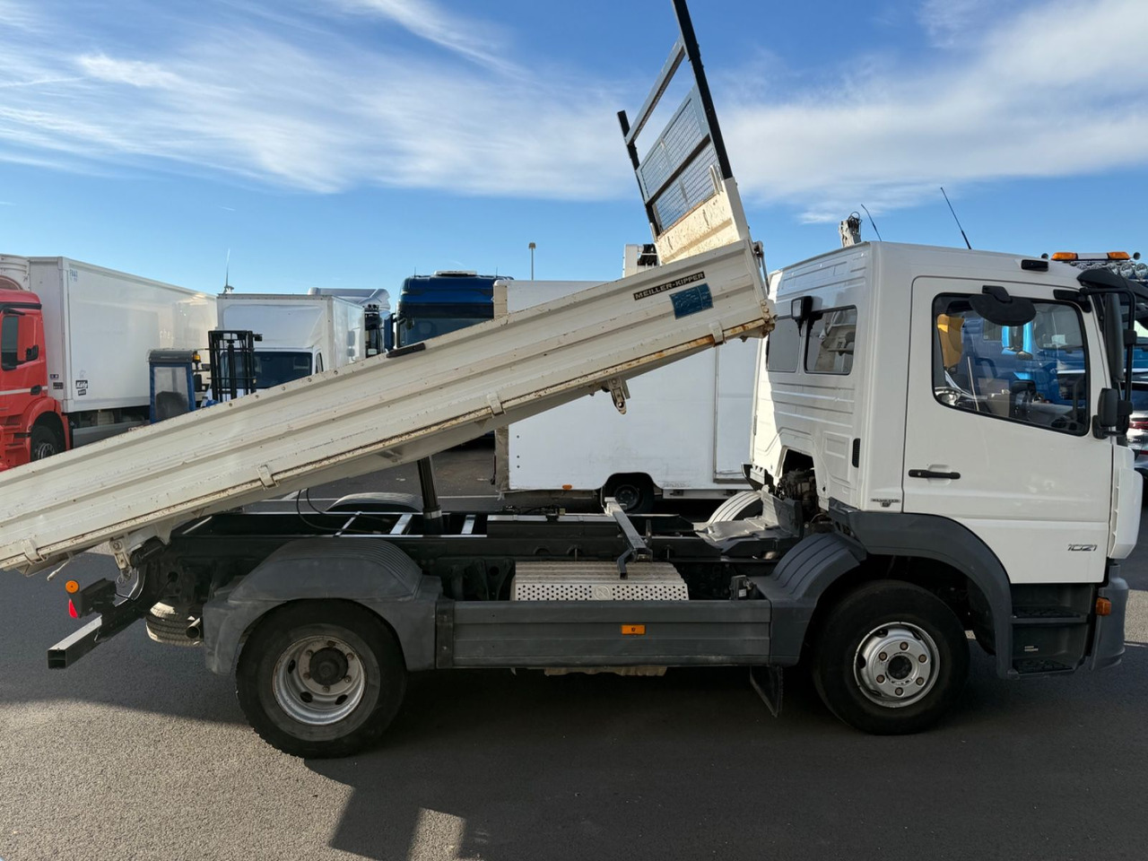 Mercedes-Benz Atego 3 4x2 1021 Meiller, Ahk, Klima, Tüv neu - Tipper: picture 4 Mercedes-Benz Atego 3 4x2 1021 Meiller, Ahk, Klima, Tüv neu - Tipper: picture 4