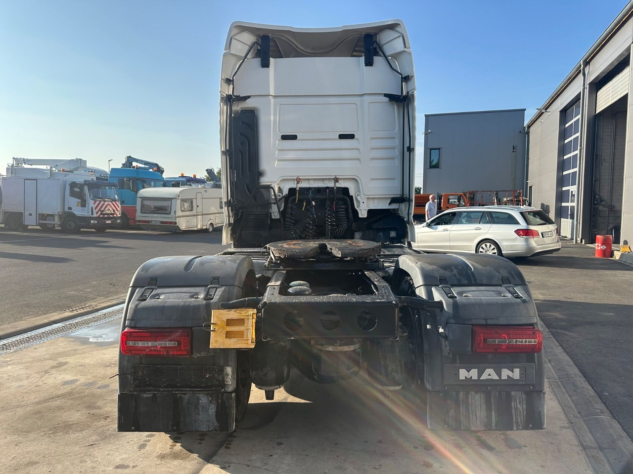 MAN TGX 18.460 Retarder/Kipphydraulik/Differenzialsp - Tractor unit: picture 3 MAN TGX 18.460 Retarder/Kipphydraulik/Differenzialsp - Tractor unit: picture 3