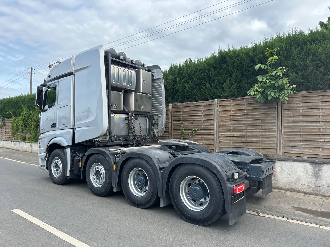 Mercedes-Benz Actros 4163 SLT 180ton/8x4/Turbo-Retarder-Kuppl. - Tractor unit: picture 4 Mercedes-Benz Actros 4163 SLT 180ton/8x4/Turbo-Retarder-Kuppl. - Tractor unit: picture 4