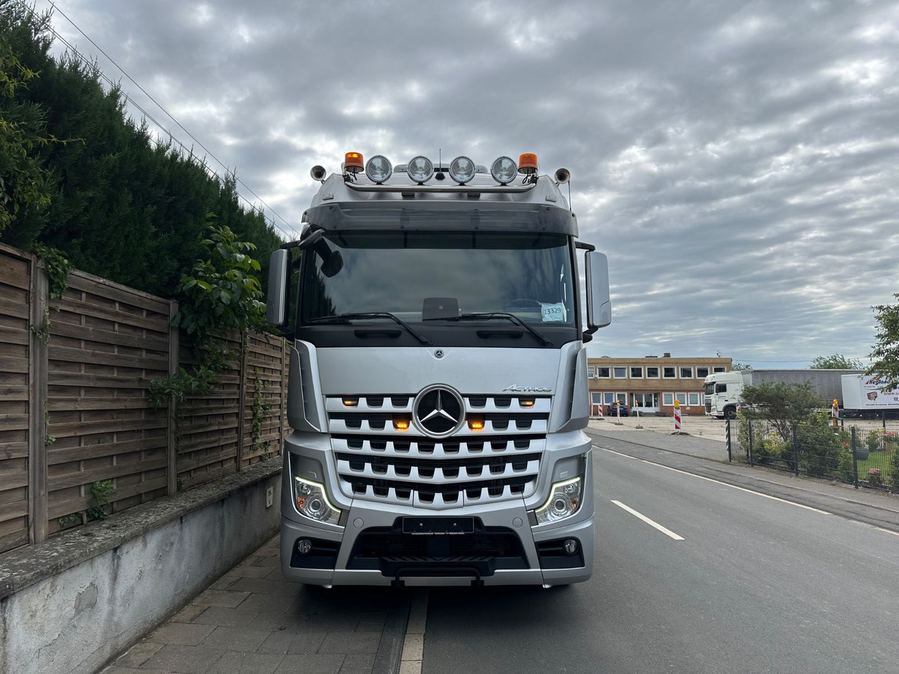 Mercedes-Benz Actros 4163 SLT 180ton/8x4/Turbo-Retarder-Kuppl. - Tractor unit: picture 3 Mercedes-Benz Actros 4163 SLT 180ton/8x4/Turbo-Retarder-Kuppl. - Tractor unit: picture 3