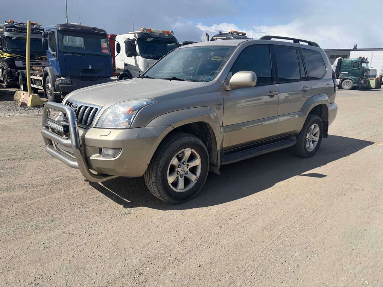 Car Toyota Land Cruiser 3.0: picture 1
