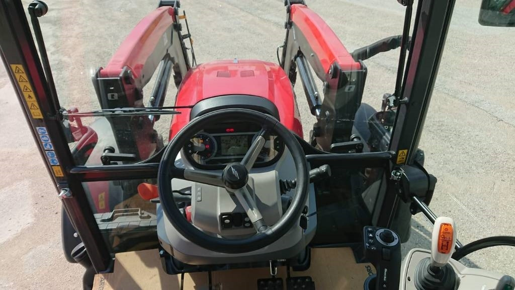 McCormick X 5.120 - Farm tractor: picture 3 McCormick X 5.120 - Farm tractor: picture 3
