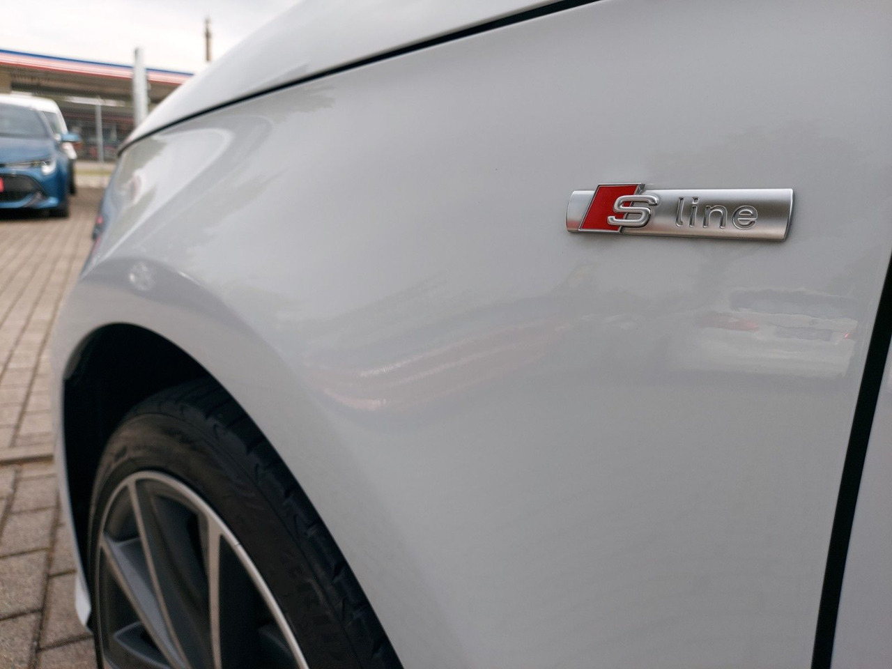 Audi A1 Sportback sport S-Line Pano Bose Xenon DAB - Sedan: picture 4 Audi A1 Sportback sport S-Line Pano Bose Xenon DAB - Sedan: picture 4