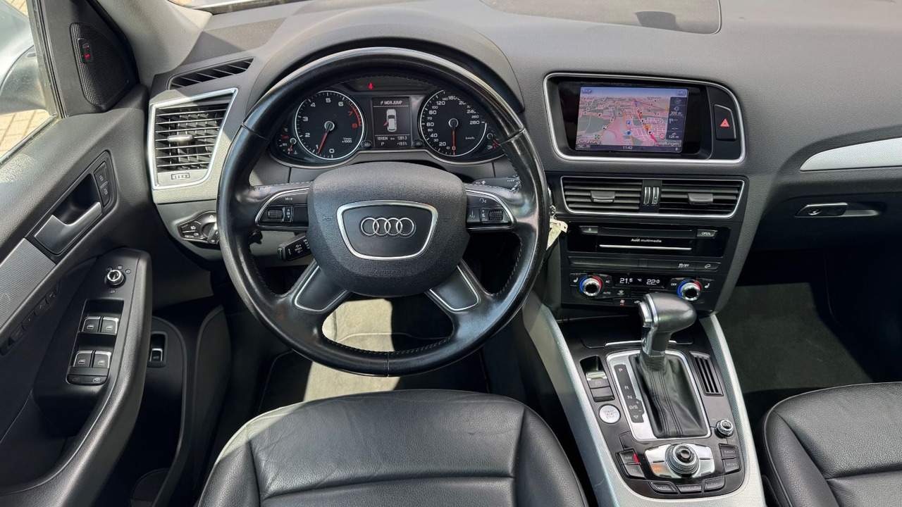 Audi Q5 2.0 TFSI tiptronic quattro Leder Xenon Pano - SUV: picture 2 Audi Q5 2.0 TFSI tiptronic quattro Leder Xenon Pano - SUV: picture 2
