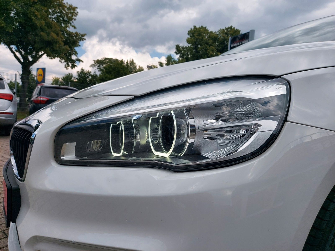 BMW 218 Baureihe 2 Active Tourer Autom Advant. LED - Station wagon: picture 2 BMW 218 Baureihe 2 Active Tourer Autom Advant. LED - Station wagon: picture 2