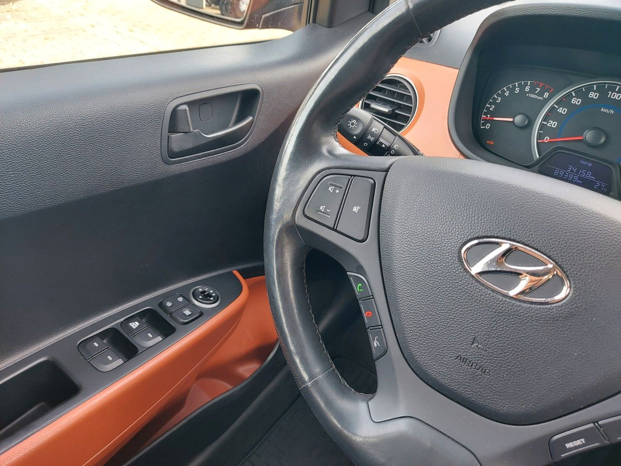 Car Hyundai i10 Intro Edition Klima Sitzeizung Bluetooth: picture 15