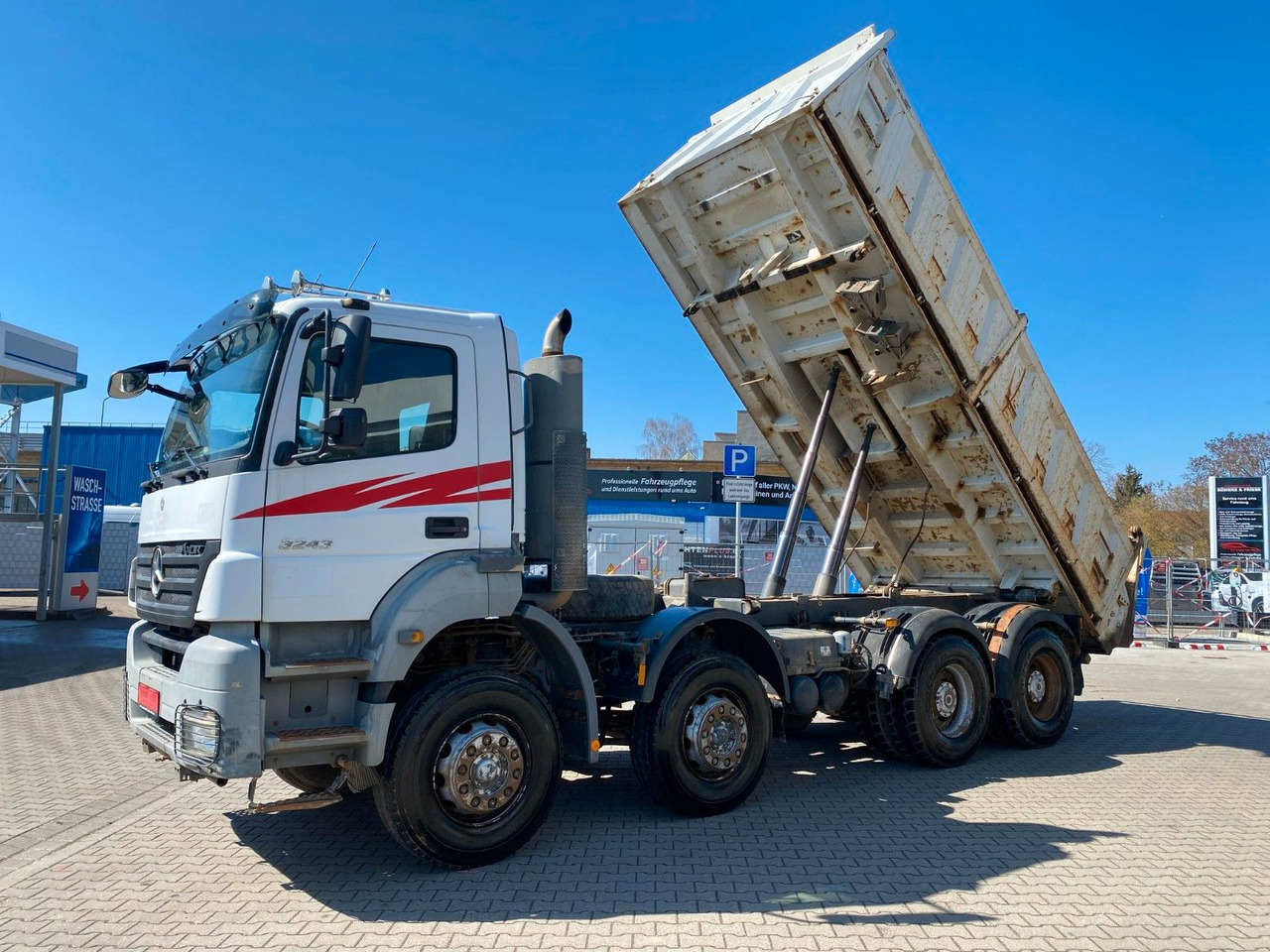 Mercedes-Benz Axor 2 C 4-Achser 3243 8x4 KLIMA RETARDER MEILER - Tipper: picture 2 Mercedes-Benz Axor 2 C 4-Achser 3243 8x4 KLIMA RETARDER MEILER - Tipper: picture 2
