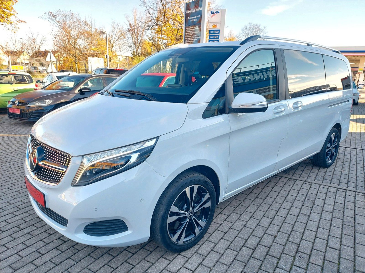 Mercedes-Benz V 250 EDITION 4MATIC lang AMG LED 8 Sitze Radar - Passenger van: picture 5 Mercedes-Benz V 250 EDITION 4MATIC lang AMG LED 8 Sitze Radar - Passenger van: picture 5