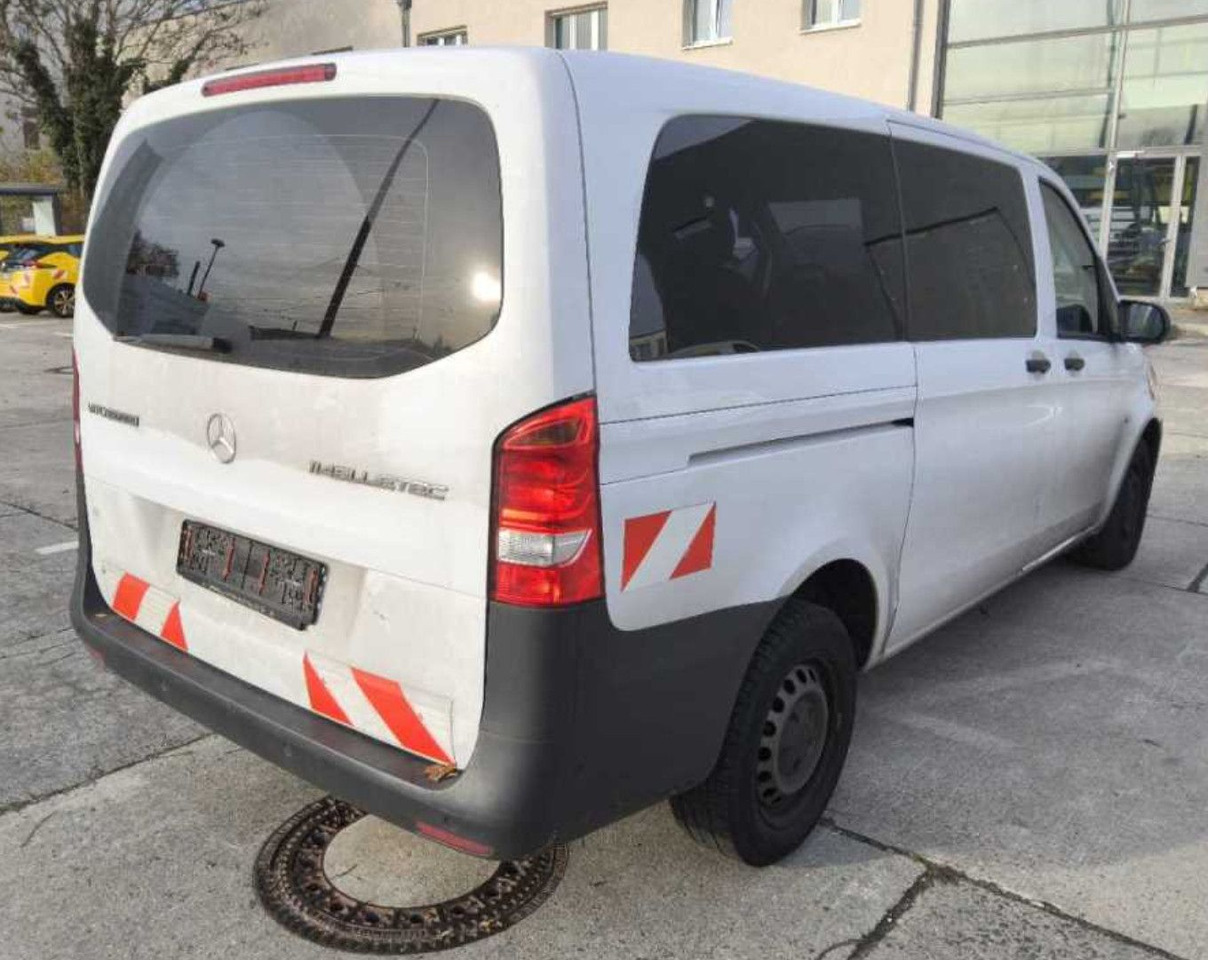 Mercedes-Benz Vito Tourer 114CDI Lang TOURER KLIMA 10 /26 TÜV - Passenger van: picture 4 Mercedes-Benz Vito Tourer 114CDI Lang TOURER KLIMA 10 /26 TÜV - Passenger van: picture 4