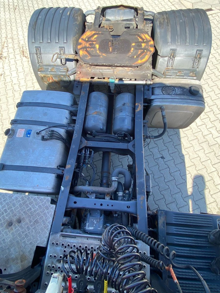 Lease a  Scania SCANIA R380 4x2 KIPP-HYDRAULIK AUTOMATIK Scania SCANIA R380 4x2 KIPP-HYDRAULIK AUTOMATIK: picture 27