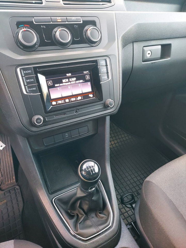 Passenger van Volkswagen Caddy Nfz Kasten BMT LED AHK 11/26 TÜV: picture 15 Passenger van Volkswagen Caddy Nfz Kasten BMT LED AHK 11/26 TÜV: picture 15