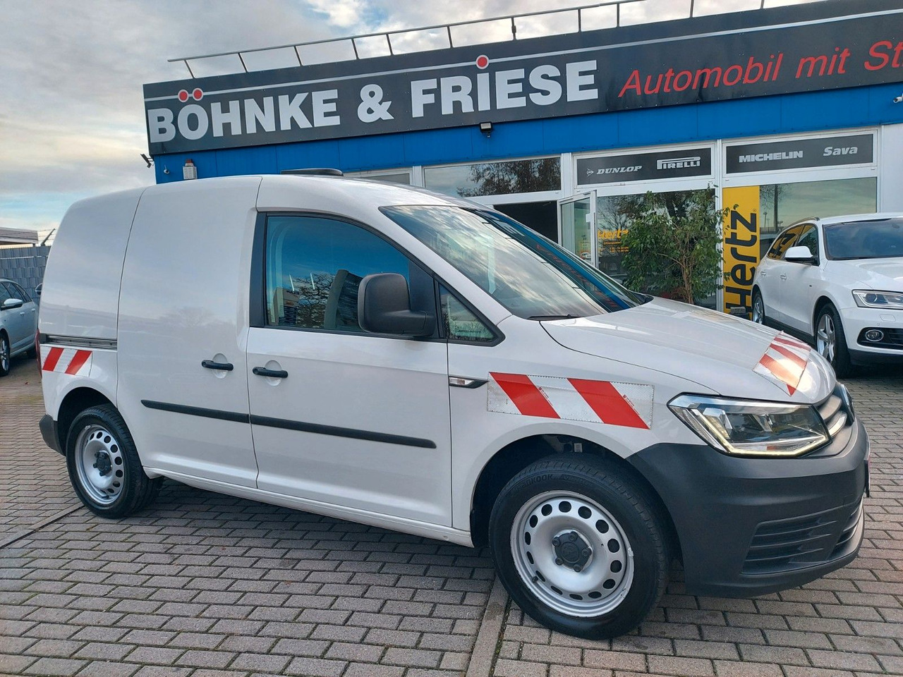 Passenger van Volkswagen Caddy Nfz Kasten BMT LED AHK 11/26 TÜV: picture 10 Passenger van Volkswagen Caddy Nfz Kasten BMT LED AHK 11/26 TÜV: picture 10