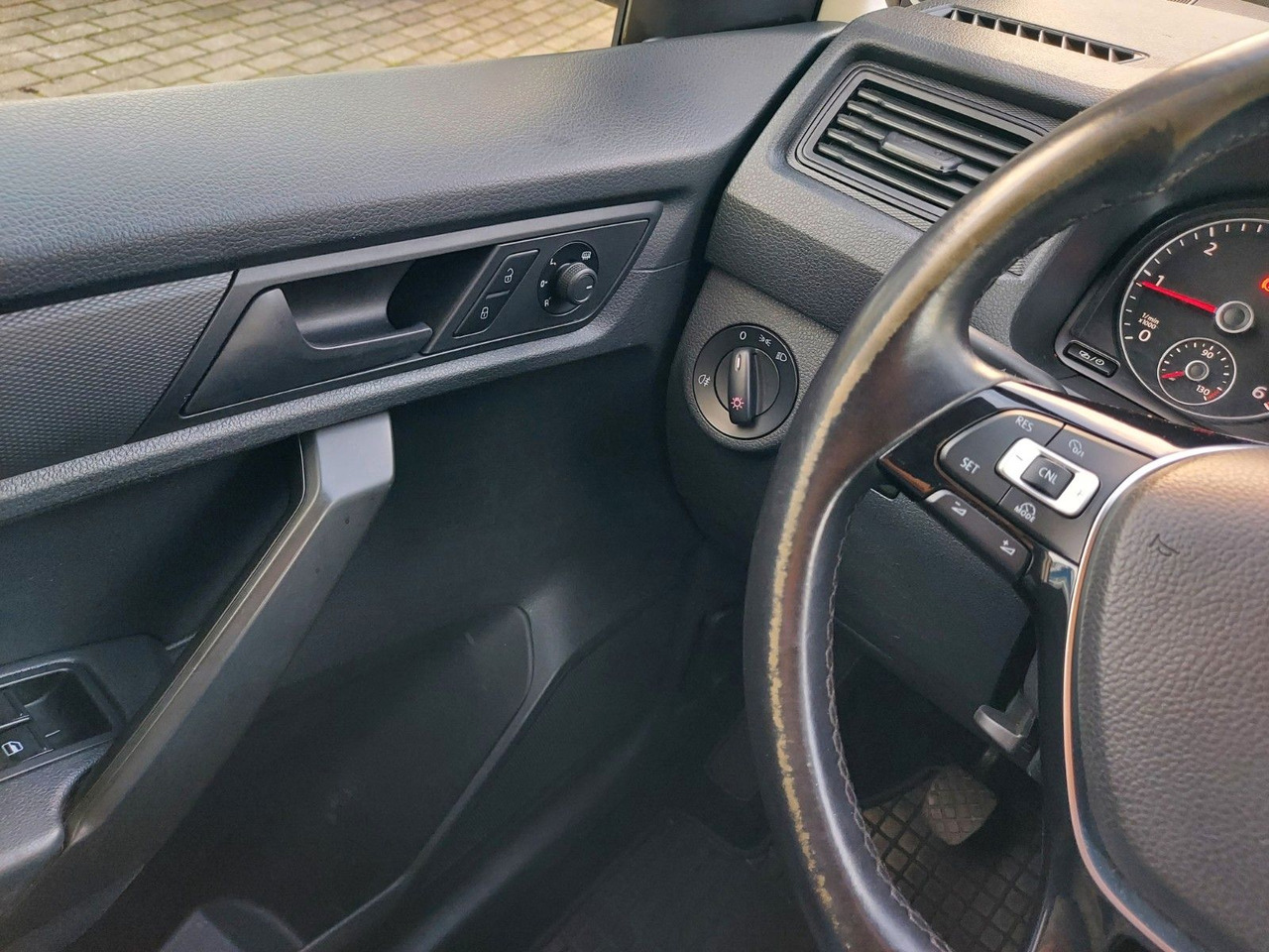 Passenger van Volkswagen Caddy Nfz Kasten BMT LED AHK 11/26 TÜV: picture 14 Passenger van Volkswagen Caddy Nfz Kasten BMT LED AHK 11/26 TÜV: picture 14