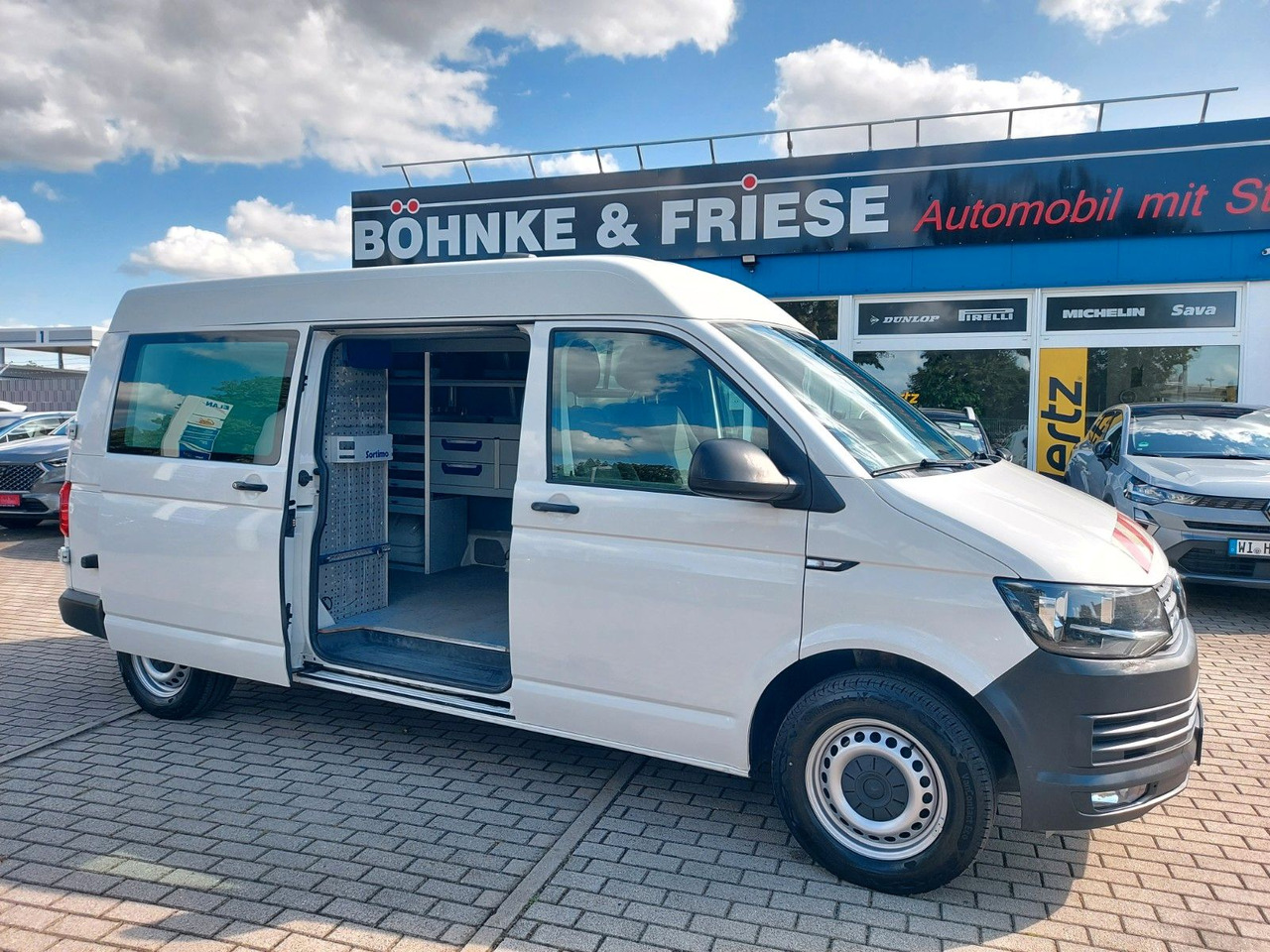 Volkswagen T6 Transporter Kasten Kombi Mittel hoch 4x4 - Passenger van: picture 1 Volkswagen T6 Transporter Kasten Kombi Mittel hoch 4x4 - Passenger van: picture 1