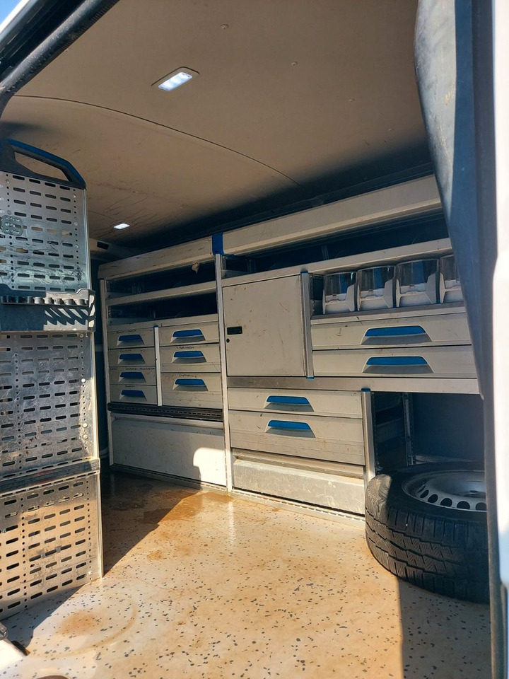 Passenger van Volkswagen T6 Transporter Kasten Kombi lang Motorschaden: picture 22 Passenger van Volkswagen T6 Transporter Kasten Kombi lang Motorschaden: picture 22