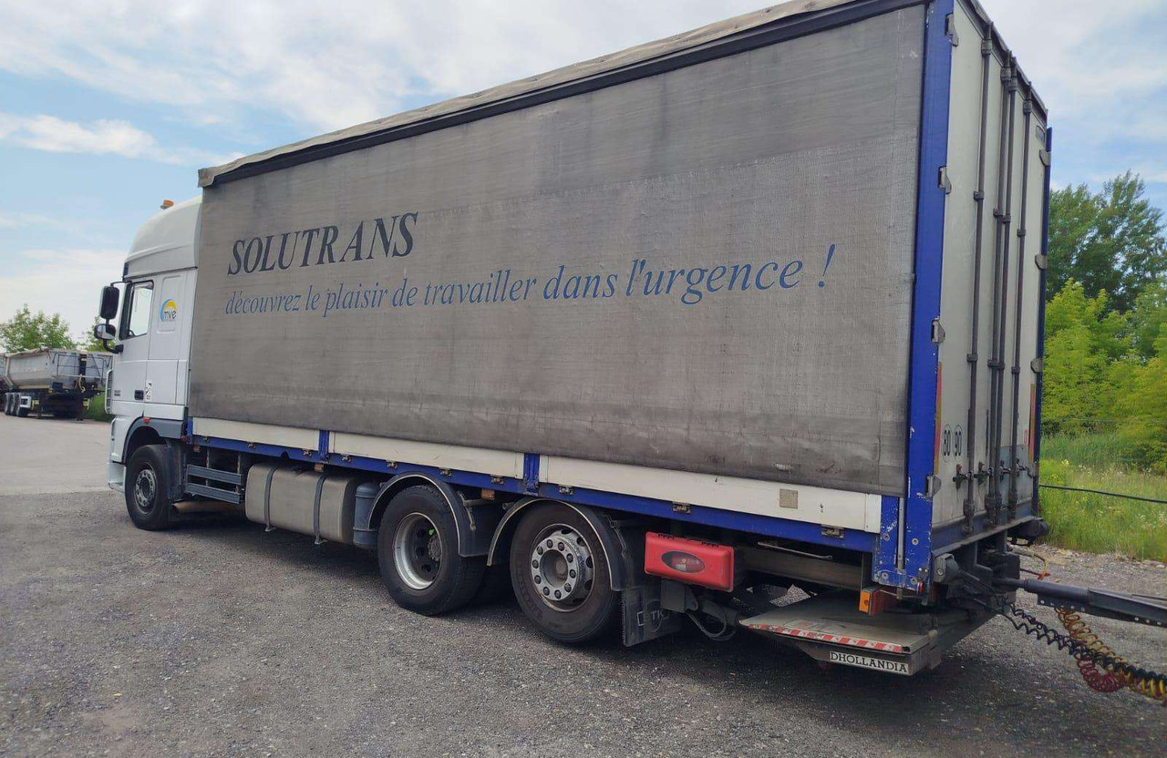 DAF XF 460 - Curtainsider truck: picture 3 DAF XF 460 - Curtainsider truck: picture 3