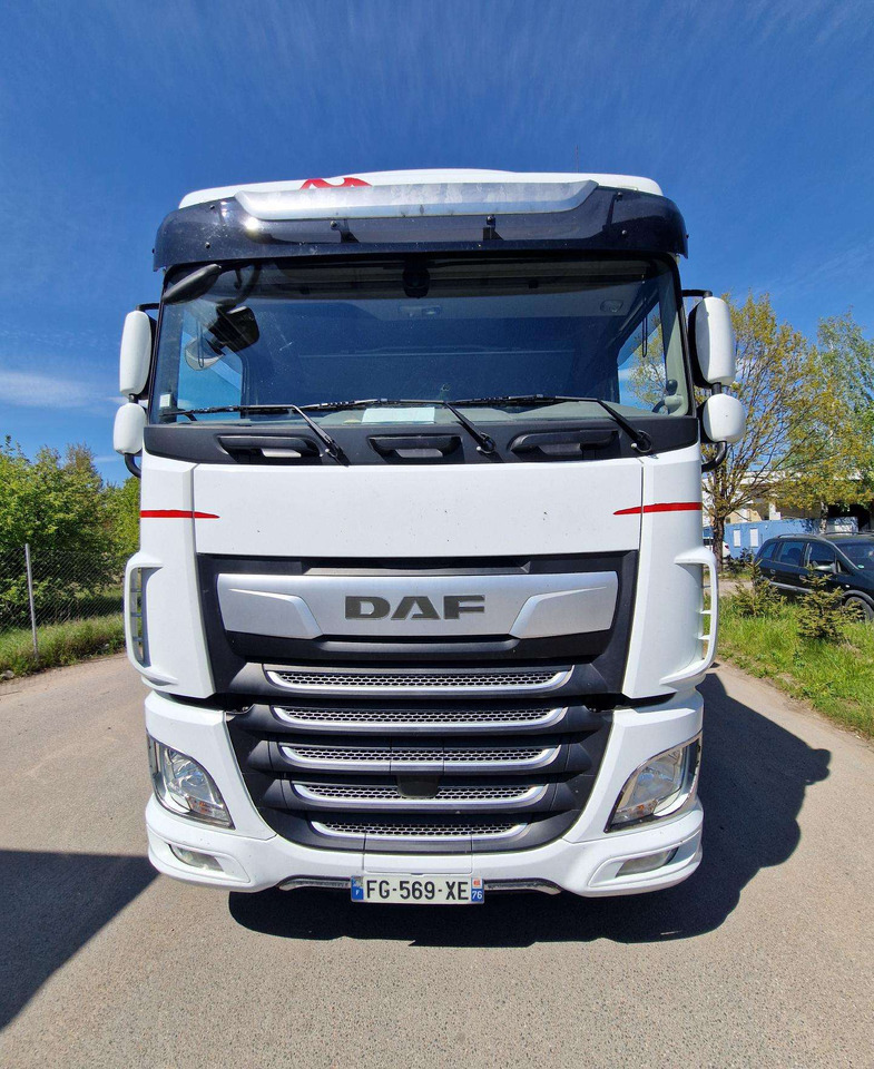 Curtainsider truck DAF XF 530 FT: picture 6